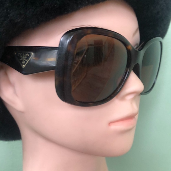 Prada Non-RX Sunglasses & Case - Picture 3 of 9